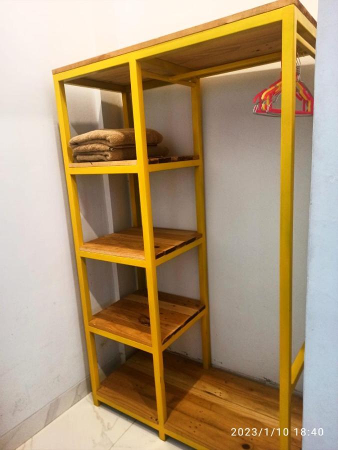 Loka Anyar Guest House ケロボカン エクステリア 写真
