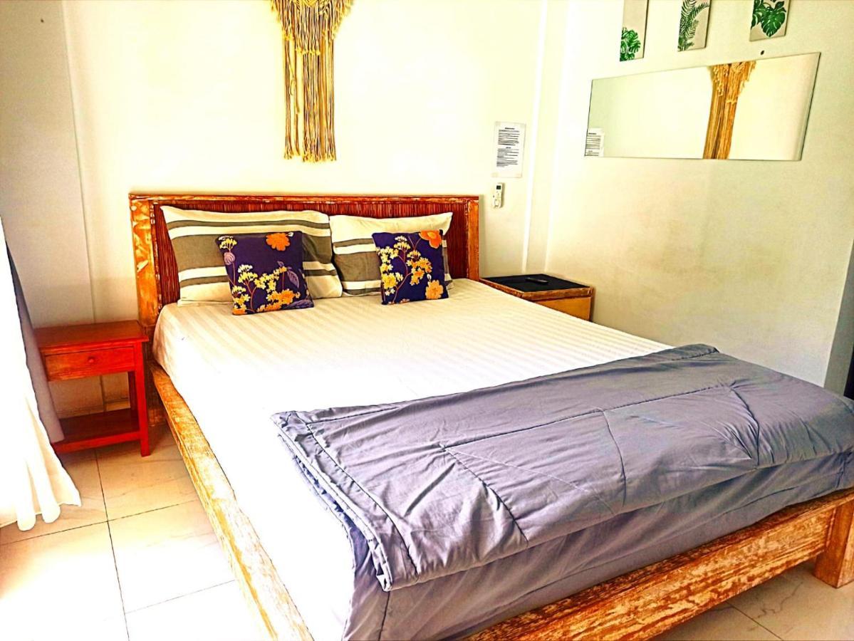 Loka Anyar Guest House ケロボカン エクステリア 写真
