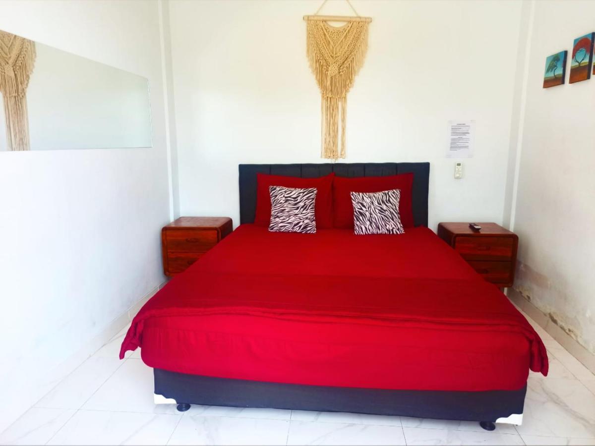 Loka Anyar Guest House ケロボカン エクステリア 写真