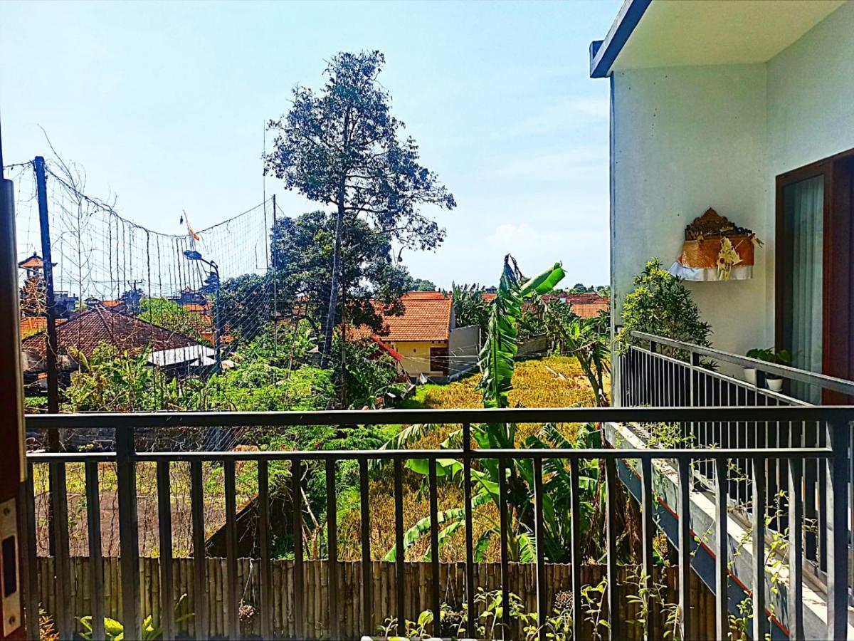 Loka Anyar Guest House ケロボカン エクステリア 写真